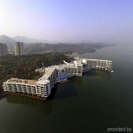 Crowne Plaza Huangshan Taiping Lake, An Ihg Hotel Экстерьер фото