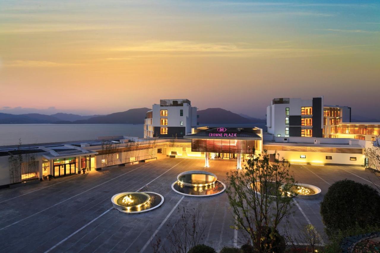 Crowne Plaza Huangshan Taiping Lake, An Ihg Hotel Экстерьер фото